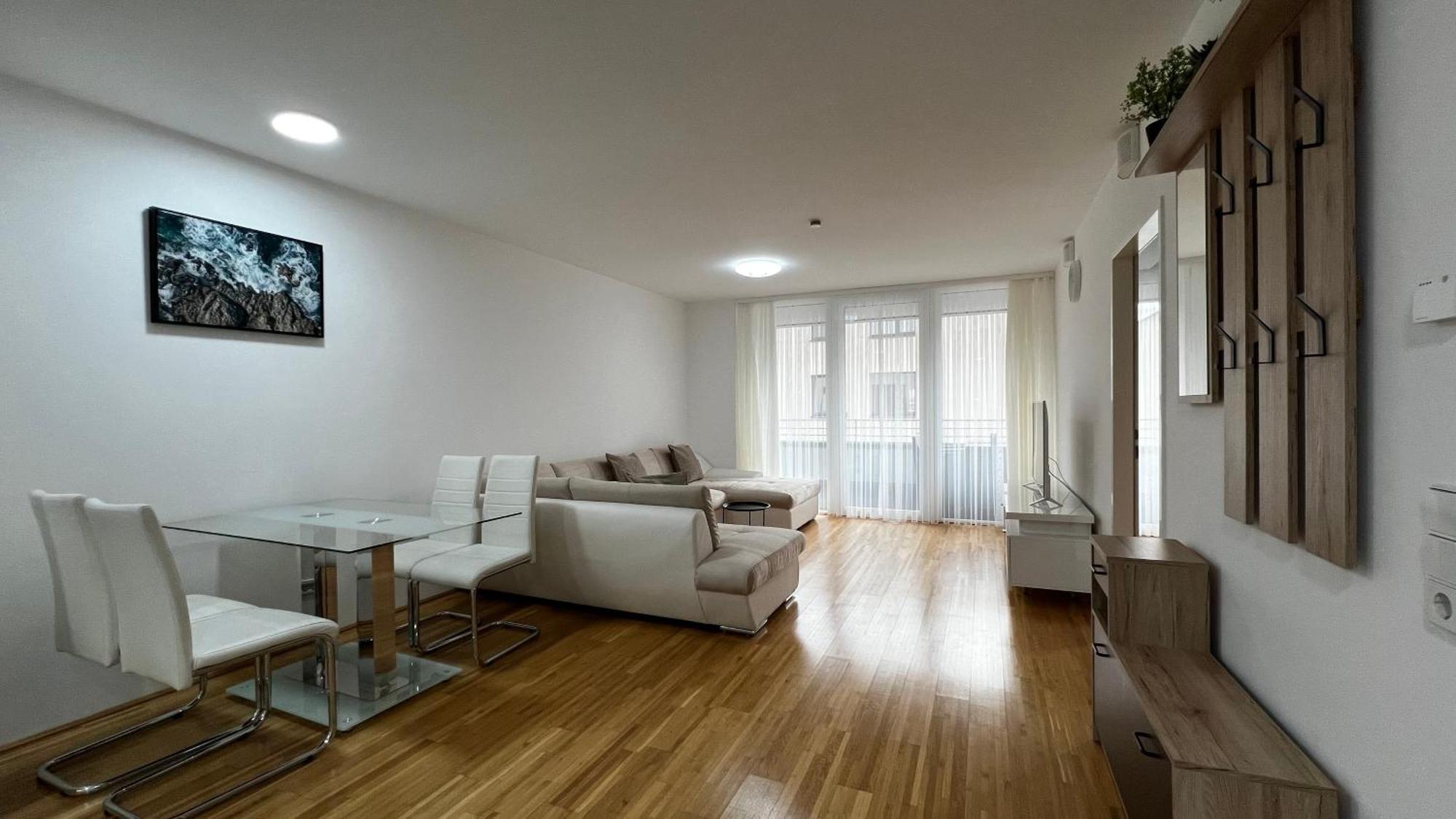 Apartamento Schoene In Fuer 5 Personen Telfs